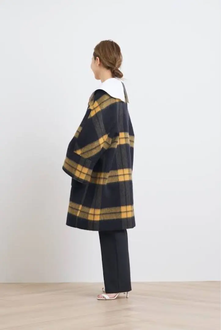 2026年最新】yori シャギーチェックコートの人気アイテム - メルカリ
