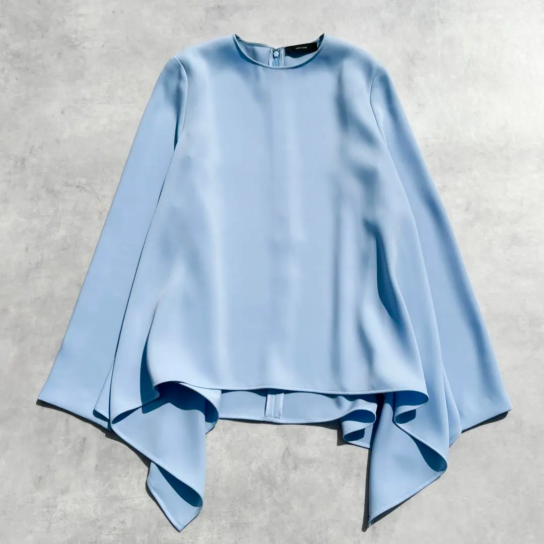 ヨーコチャンフレアポイントヘムブラウスブルー23年製定価7.7