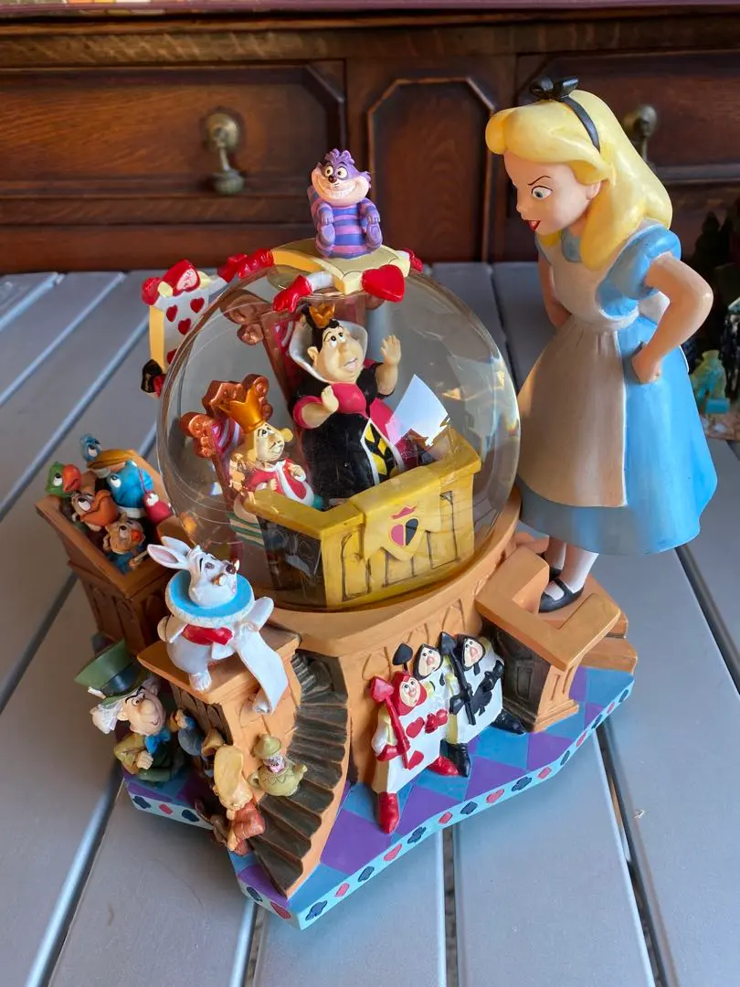 2026年最新】不思議の国のアリススノードームの人気アイテム - メルカリ