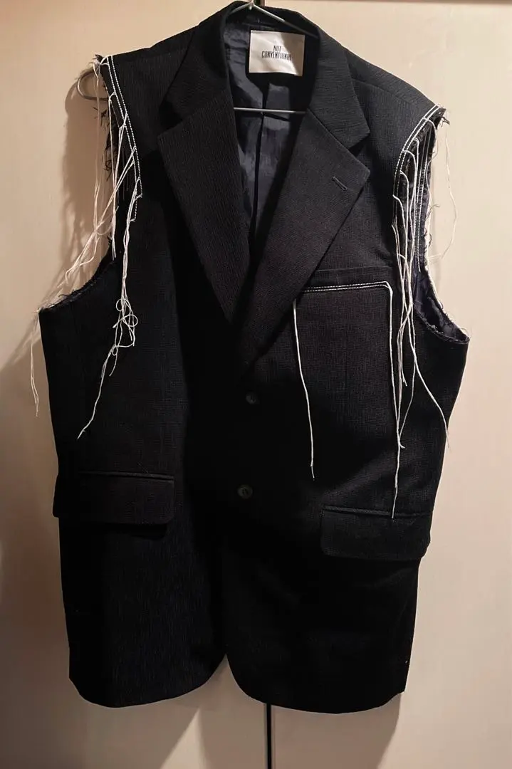 2026年最新】NOT CONVENTIONAL ベストの人気アイテム - メルカリ