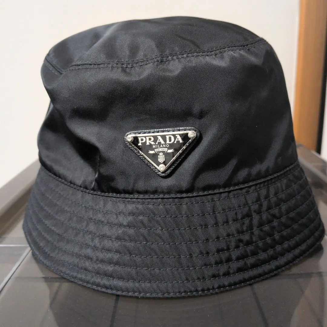 2026年最新】prada ノベルティ バケットハットの人気アイテム - メルカリ