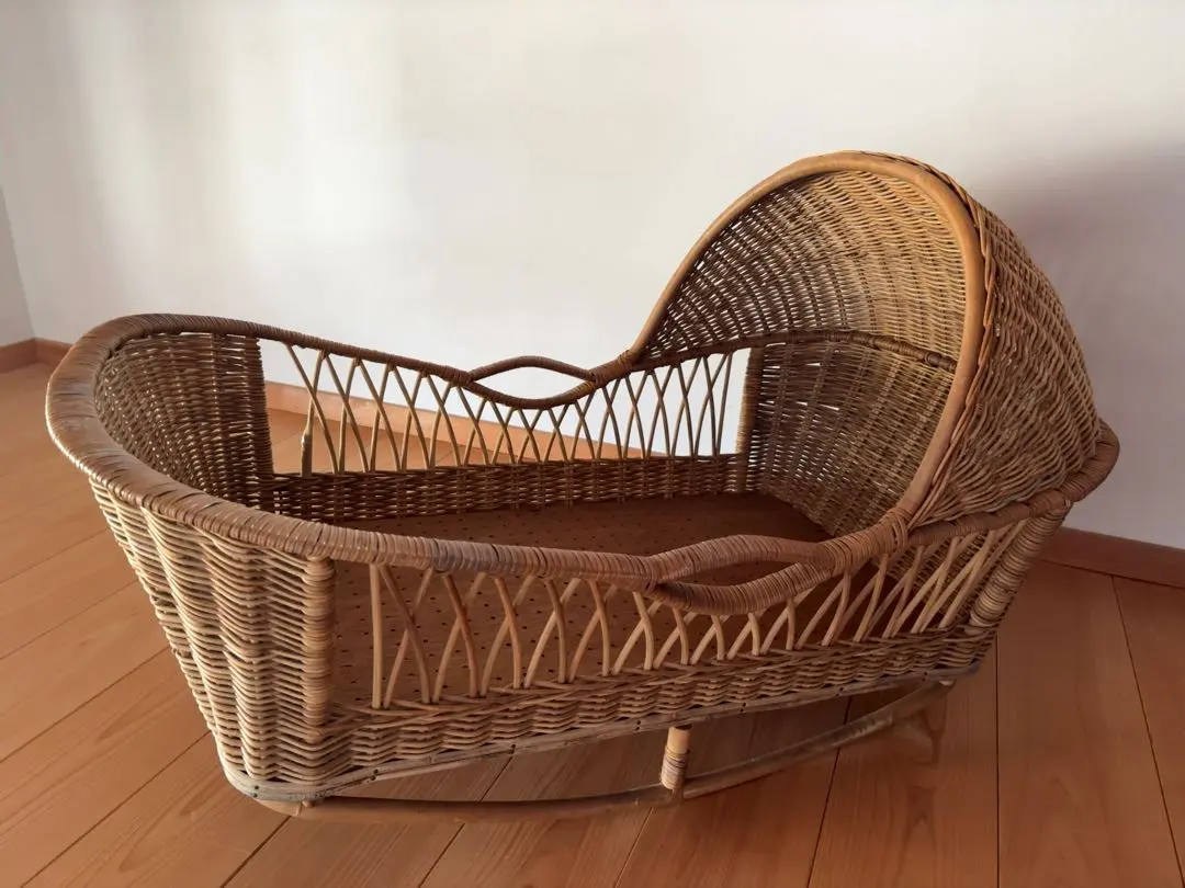 2026年最新】籐 ベビーベッドの人気アイテム - メルカリ