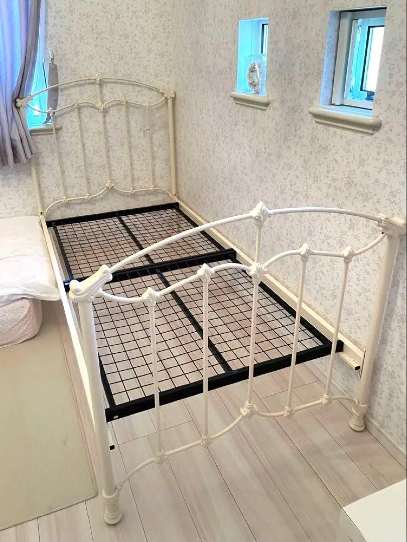 2026年最新】ローラアシュレイ ベッドフレームの人気アイテム - メルカリ