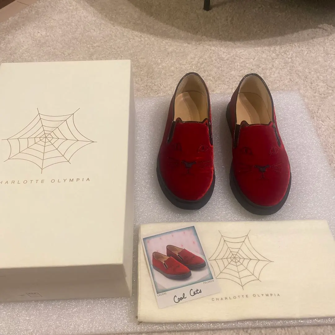 2026年最新】シャーロットオリンピア 猫の人気アイテム - メルカリ