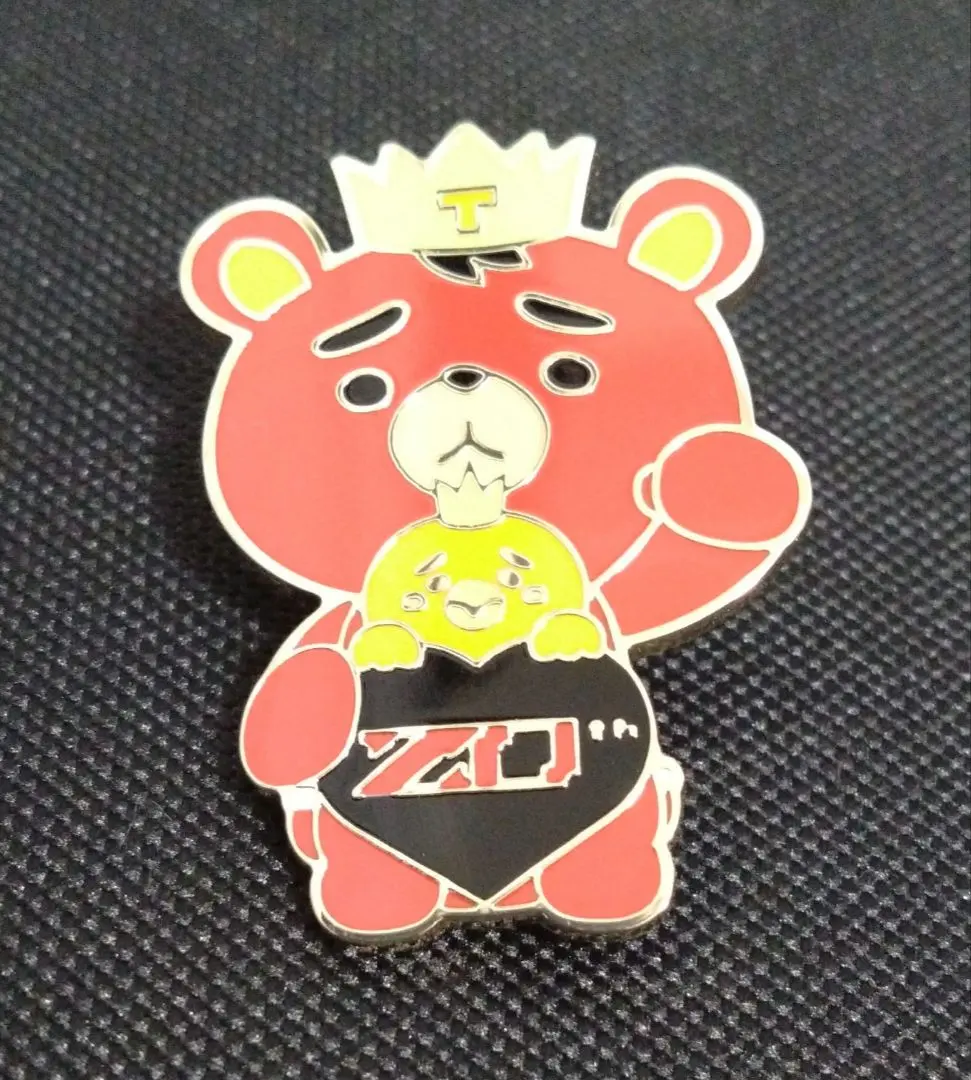 2026年最新】東方神起 zone ピンバッジの人気アイテム - メルカリ