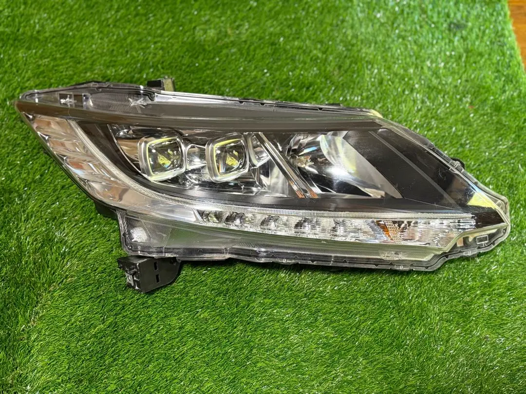 2026年最新】オデッセイ ヘッドライト rc1の人気アイテム - メルカリ