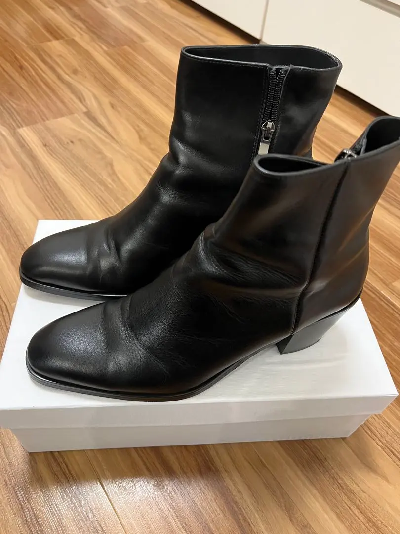 2026年最新】lui's ヒールブーツの人気アイテム - メルカリ
