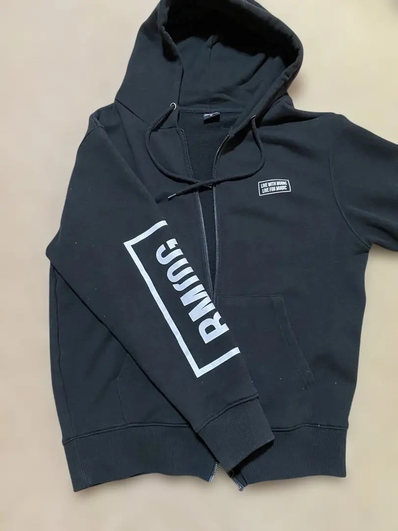 2026年最新】BMSG ジップパーカーの人気アイテム - メルカリ