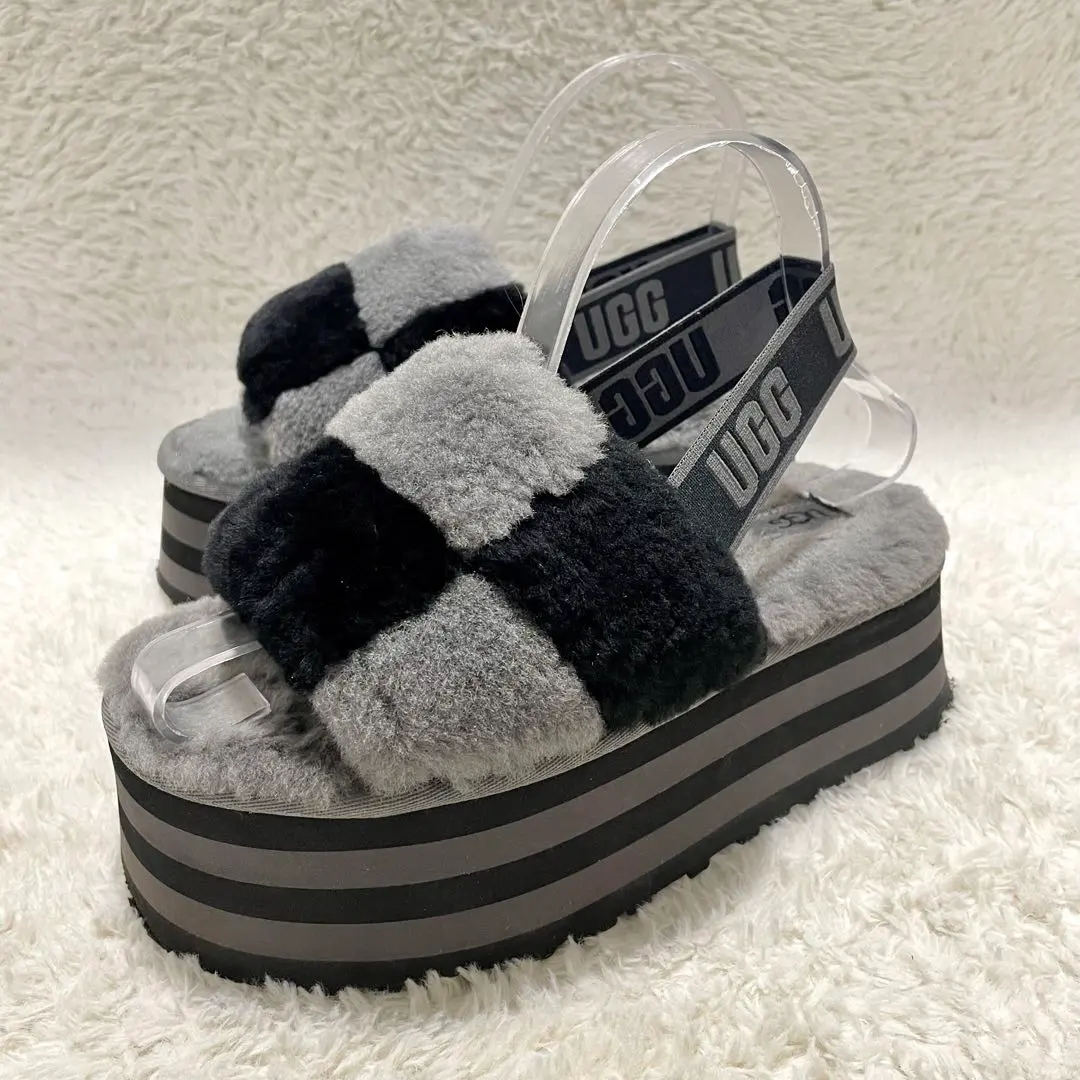 2026年最新】UGG ディスコスライド Disco Slideの人気アイテム - メルカリ