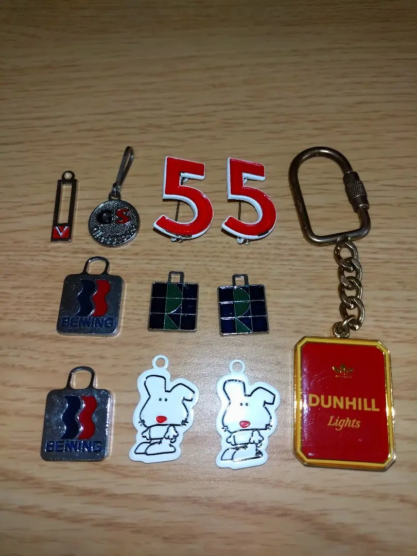 2026年最新】ダンヒル ピンバッジの人気アイテム - メルカリ