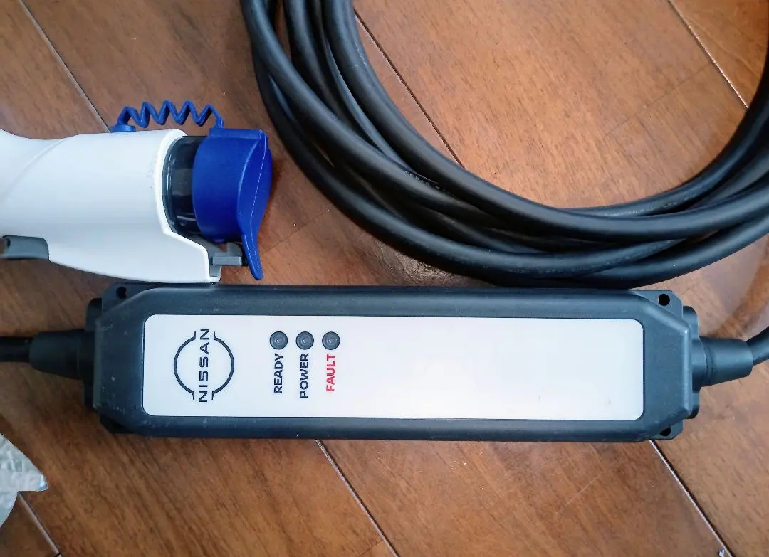 2026年最新】日産 充電ケーブル 15mの人気アイテム - メルカリ