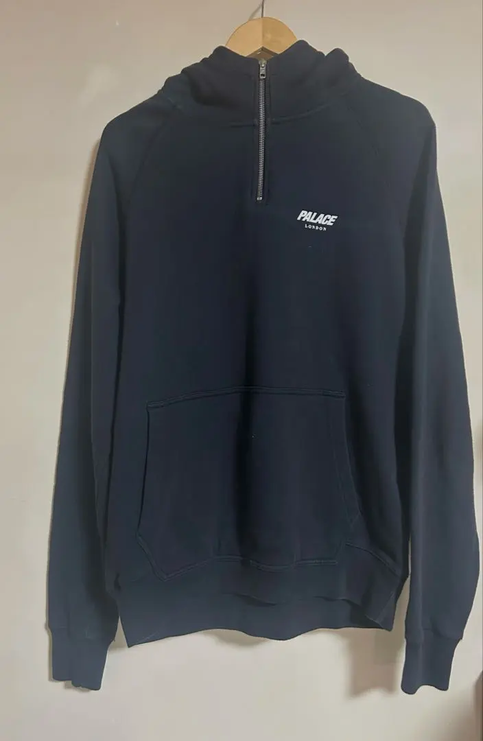 2026年最新】palace skateboards ハーフジップの人気アイテム - メルカリ