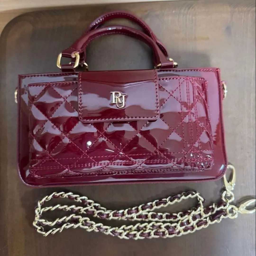 2026年最新】riu フォーンバッグの人気アイテム - メルカリ