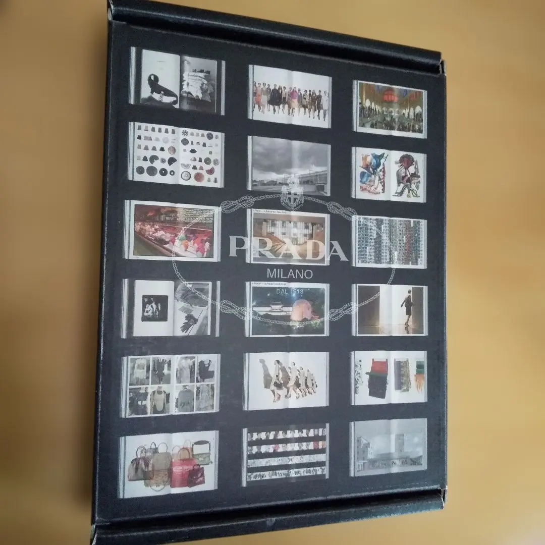 2026年最新】PRADA アート・デザイン・音楽の人気アイテム - メルカリ