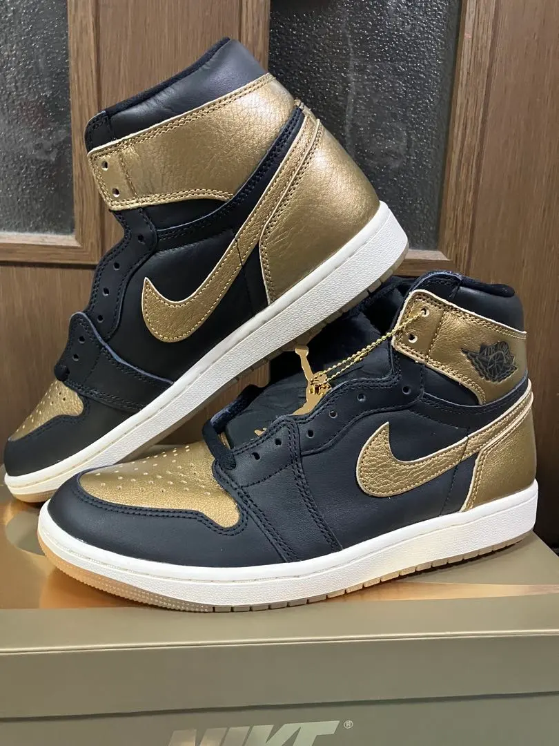 2026年最新】AIR JORDAN 1 RETRO 黒 金の人気アイテム - メルカリ