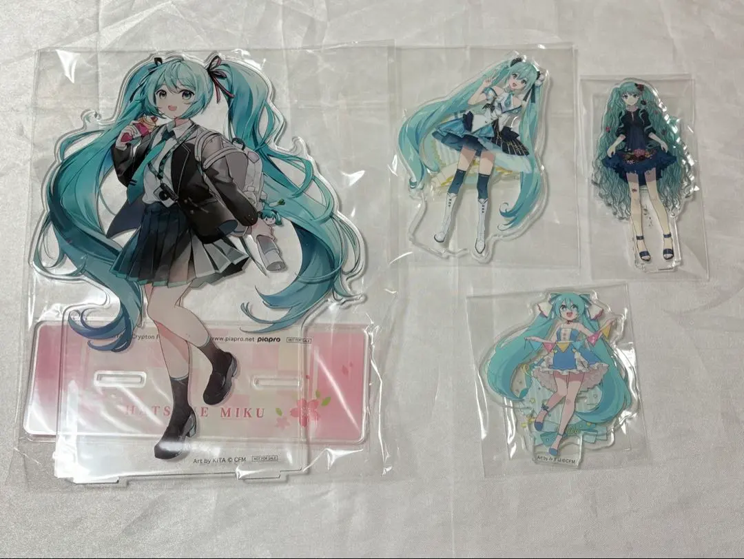 2026年最新】初音ミク クロニクル 缶バッジの人気アイテム - メルカリ
