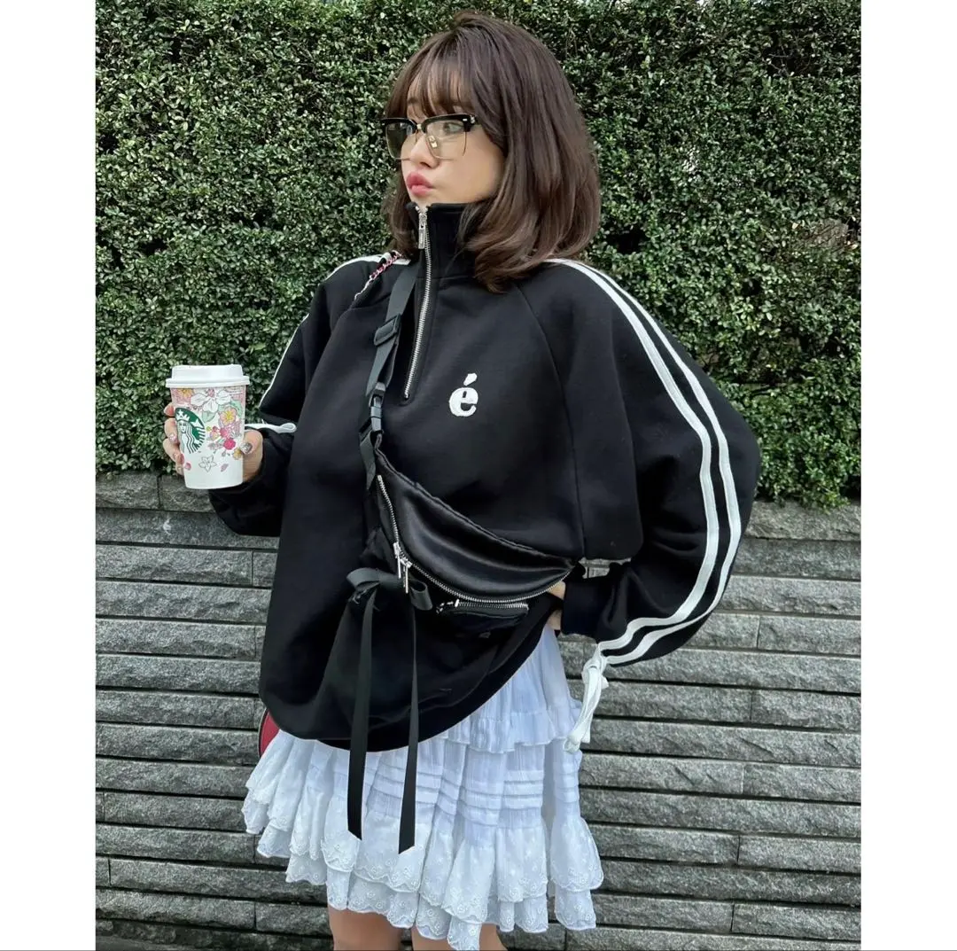 2026年最新】É sport line half zip sweatの人気アイテム - メルカリ