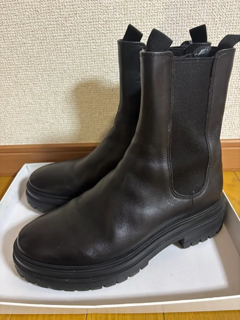 2026年最新】Tony Bianco サイドゴアブーツの人気アイテム - メルカリ