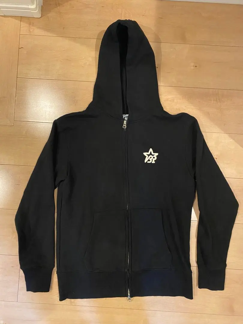 2026年最新】b'z パーカー ギブソンの人気アイテム - メルカリ