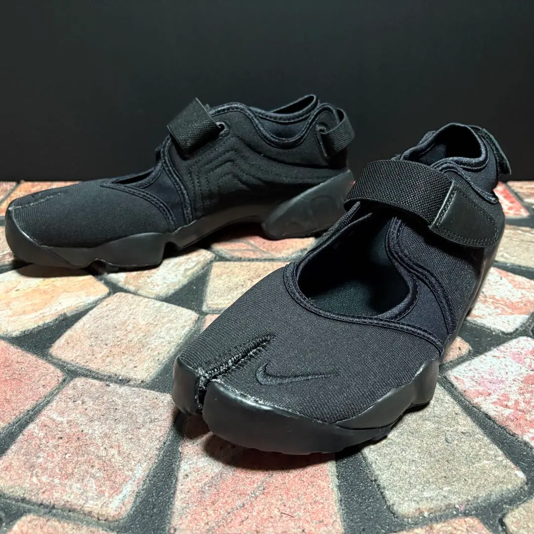 2026年最新】ナイキ エアリフト 24 オールブラックの人気アイテム