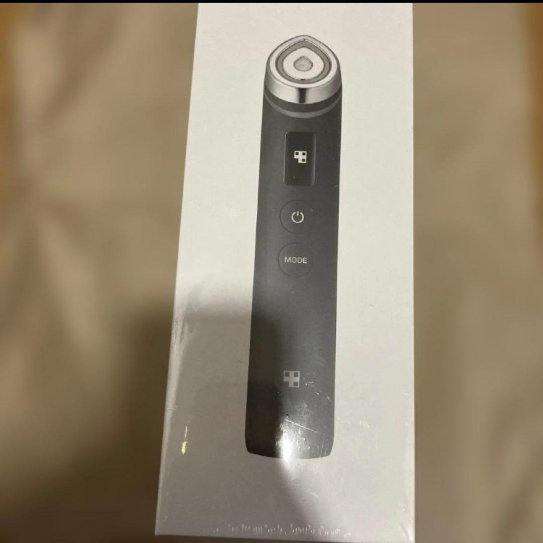 メディキューブ medicube PRO ブースタープロ 美顔器　ブラック　新品 MEDICUBE メディキューブ AGE-Rブースタープロ ブラック 美顔器 - 最