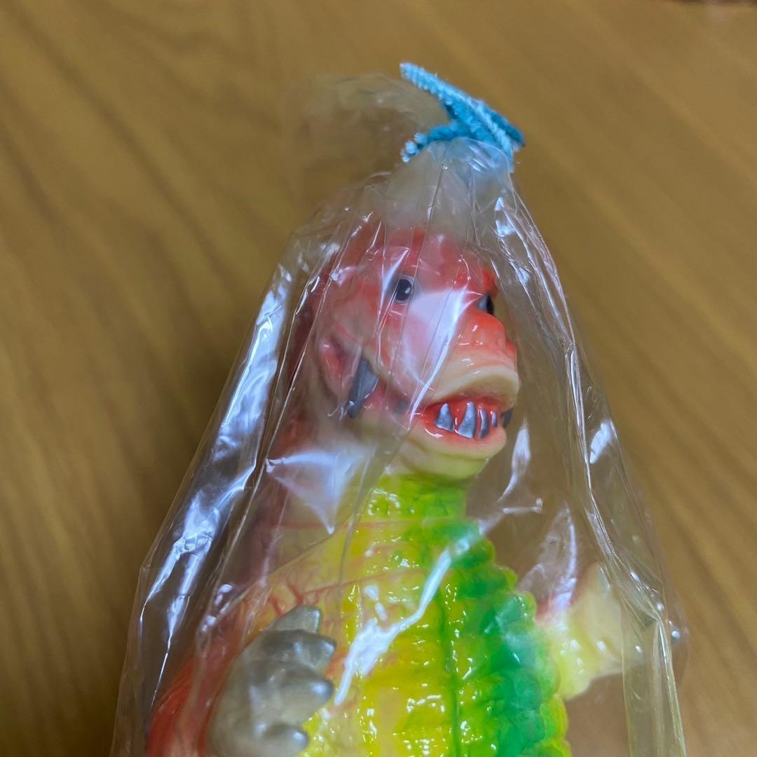 ウルトラマン 怪獣 レッドキング m1号 貯金箱 ソフビ 5420 - メルカリ