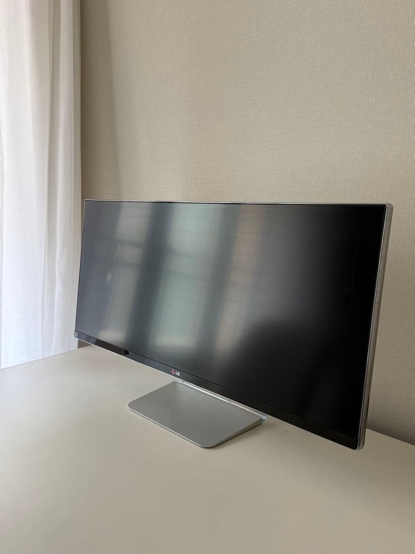 LG 34UM95 34インチ ウルトラワイドモニター LG 34UM95: 21.9 UltraWide Monitors with CINEMA Screen Design l LG