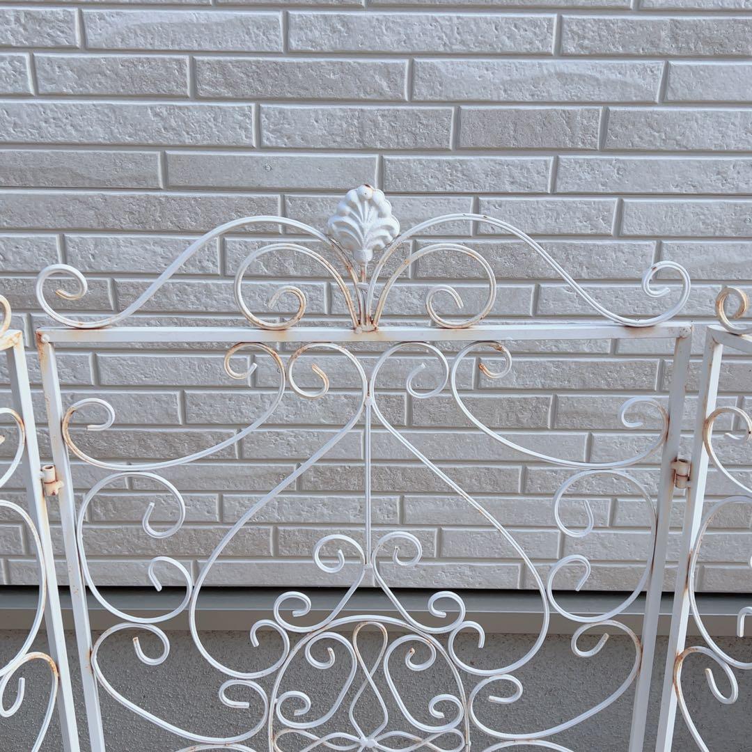 シャビーなホワイトアイアンのトレリス3連結＊3way - メルカリ