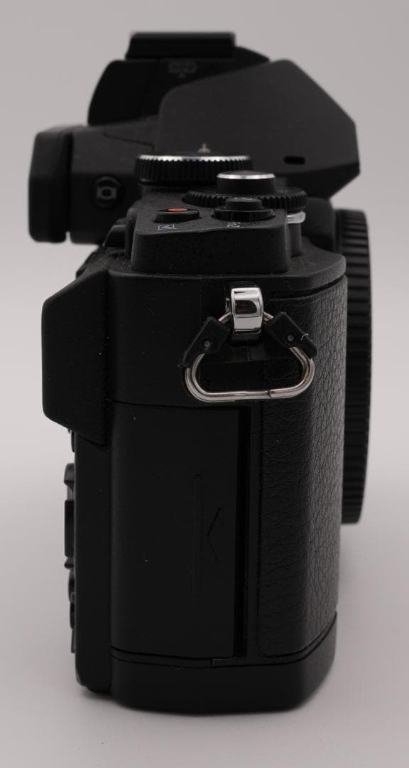 美品　OLYMPUS OM-D E-M5 ボディ 《ショット数5724》