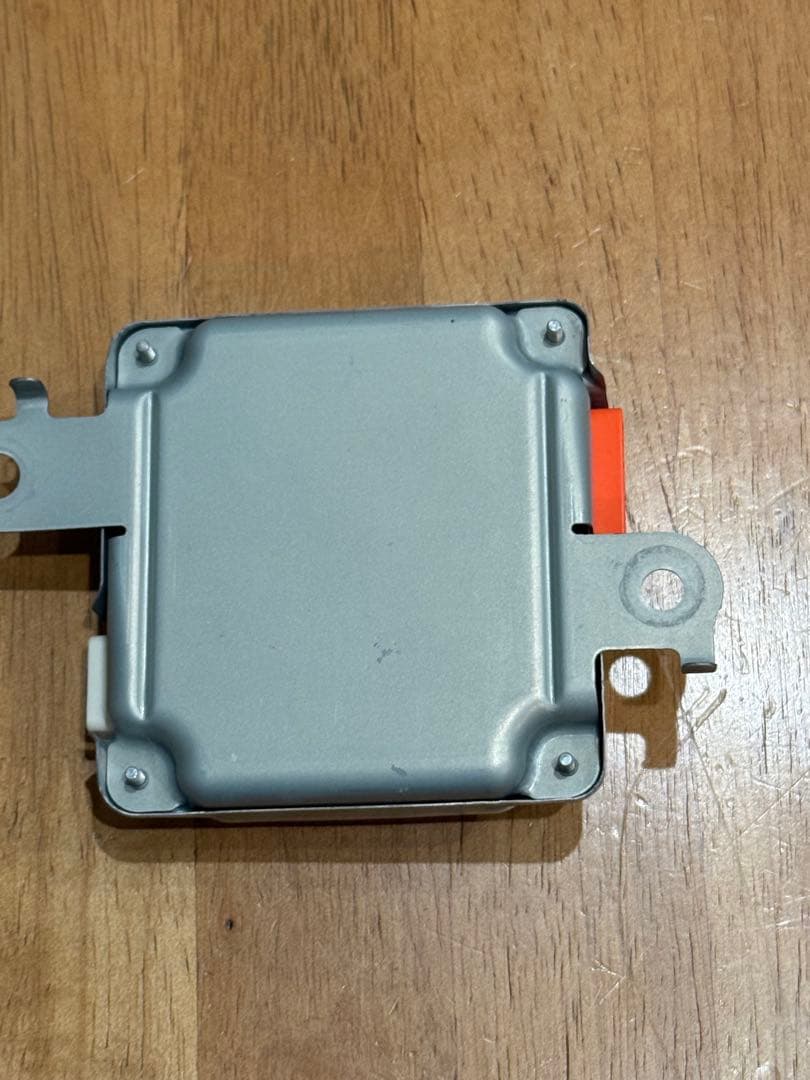 10系 アクア ボルテージセンサー TOYOTA 89892-52010 - メルカリ