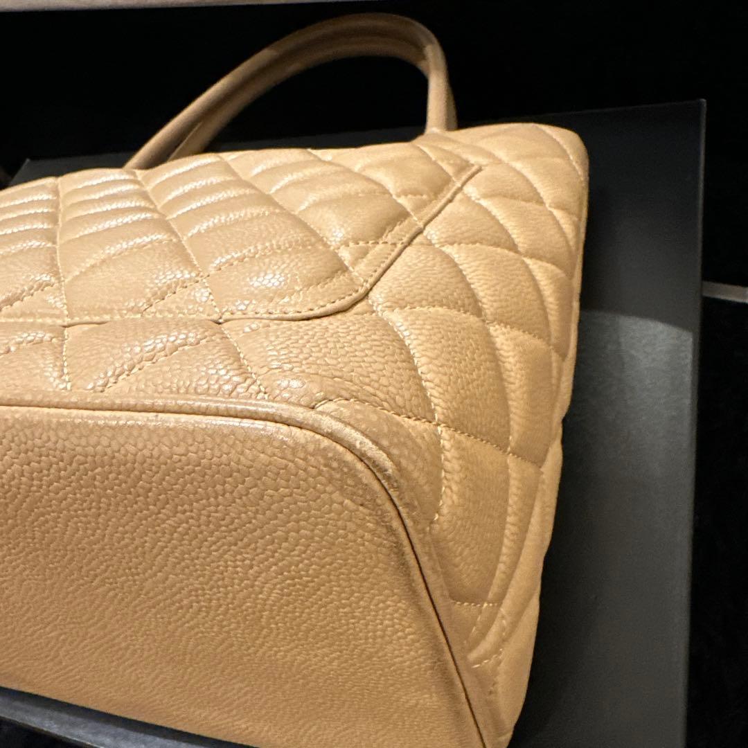 《正規品》CHANEL 復刻トート　ベージュ　ゴールド金具　キャビアスキン