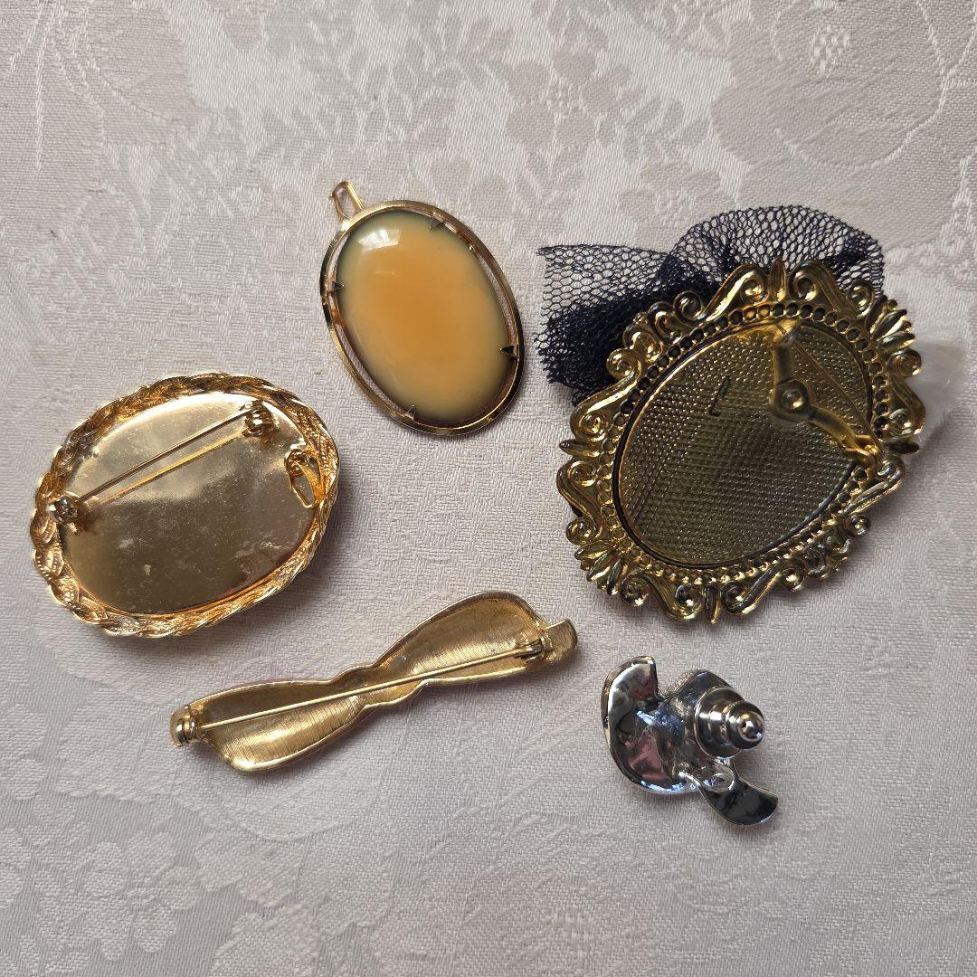 アクセサリー ブローチ まとめ売り 5点 - メルカリ