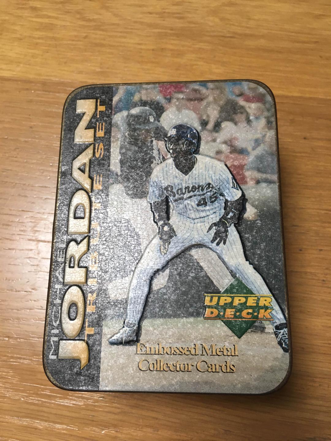 NBA マイケルジョーダン ベースボールカード マイケル・ジョーダン、伝説のレアカードが210万ドルで落札！【コラム