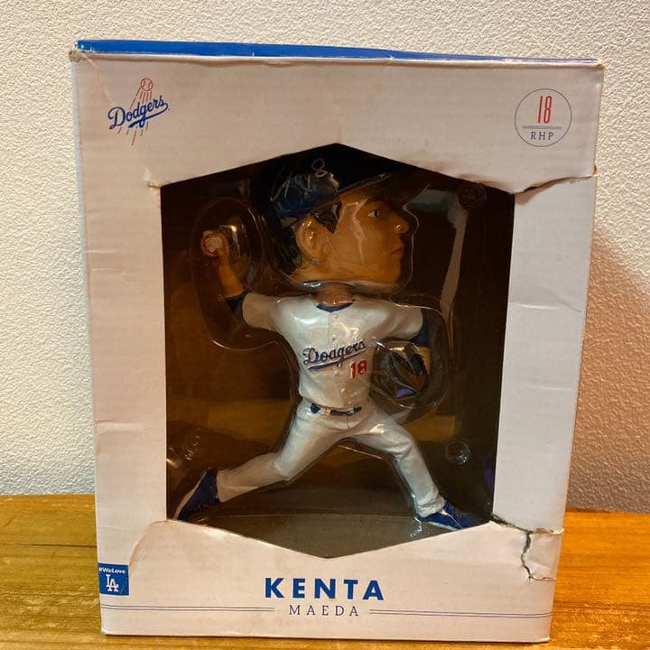 直筆サイン入り LAドジャース Dodgers前田健太選手ボブルヘッドフィギュア 直筆サイン入り LAドジャース Dodgers前田健太選手ボブルヘッド