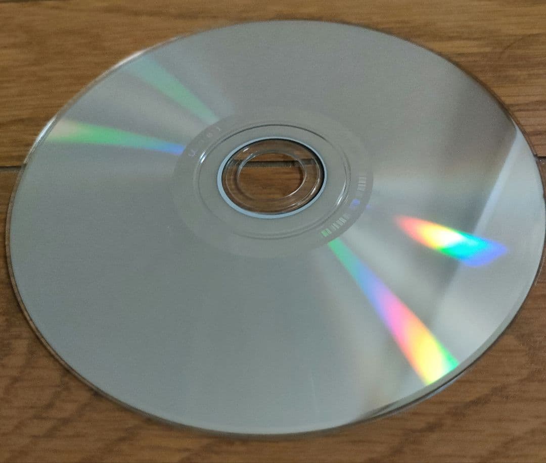 狂おしく咲いた凄惨な骸は奏で、愛おしく裂いた少女は聖餐の詞を謳う。