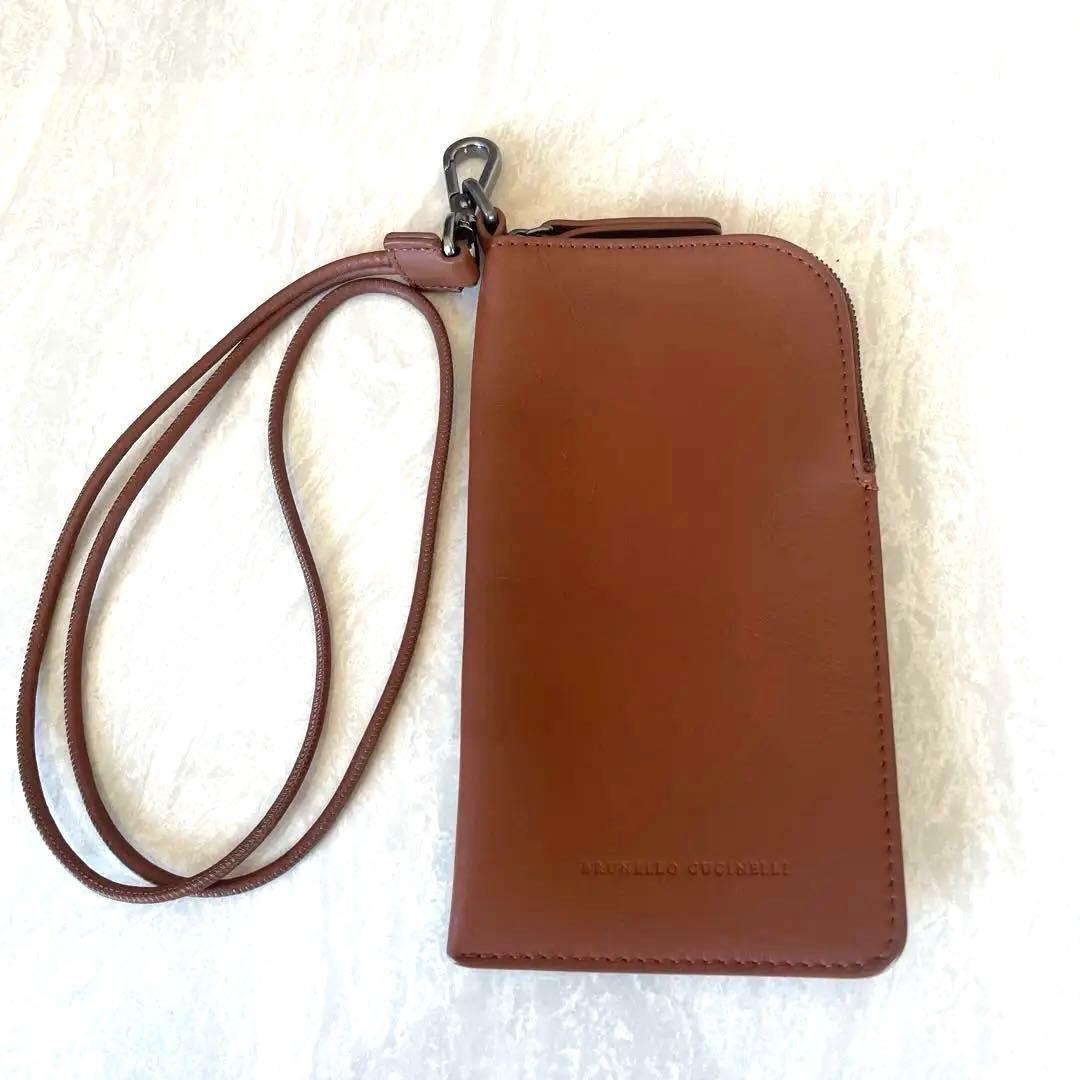 みゅう様お取り置き　ブルネロクチネリ　スマホショルダー　ブラウン　スマホケース 9d0e8228513e38bd2f183a65d94045