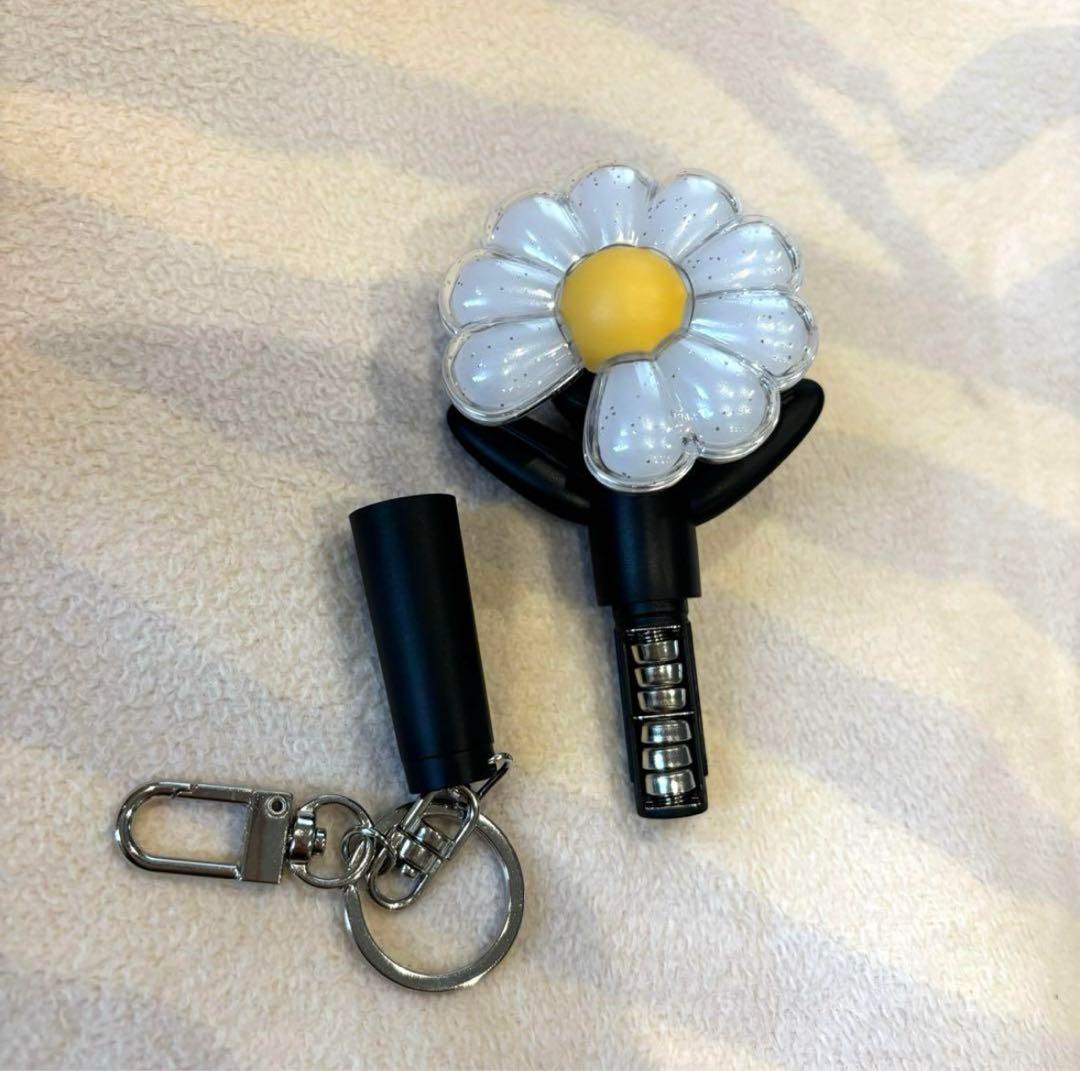 G-DRAGON ジヨン GD ペンライト ミニライト キーリング 新品未開封