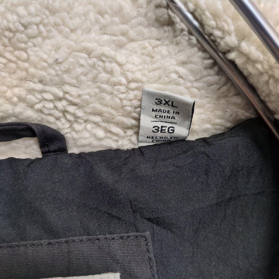 F48【US輸入】リーバイス ダウンジャケット【メンズ3XL】ブラック