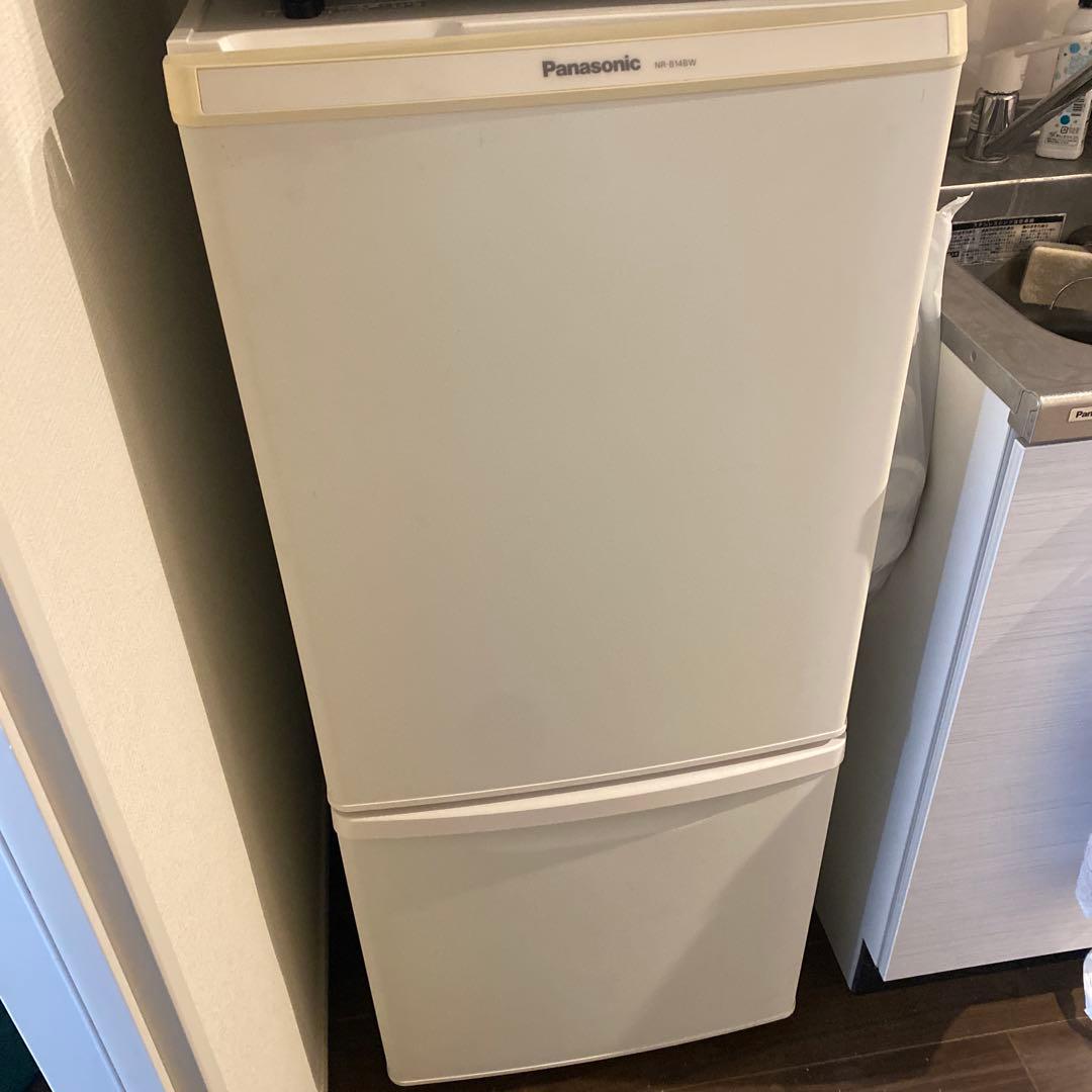 Panasonic 冷蔵庫 ホワイト NR-B14BW-W型 2019年製 - メルカリ