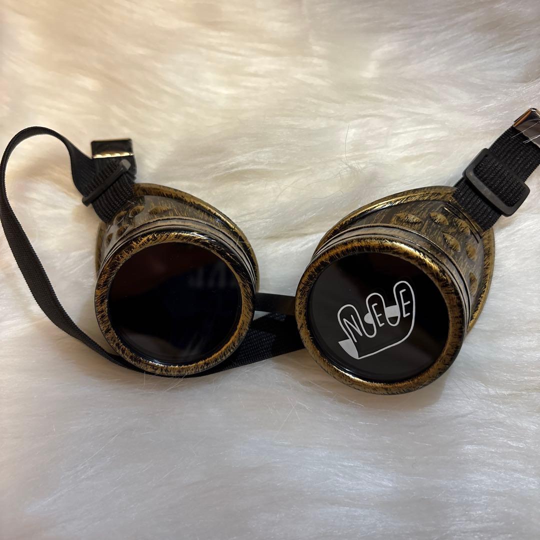 NEE ボキのゴーグル くぅ - メルカリ