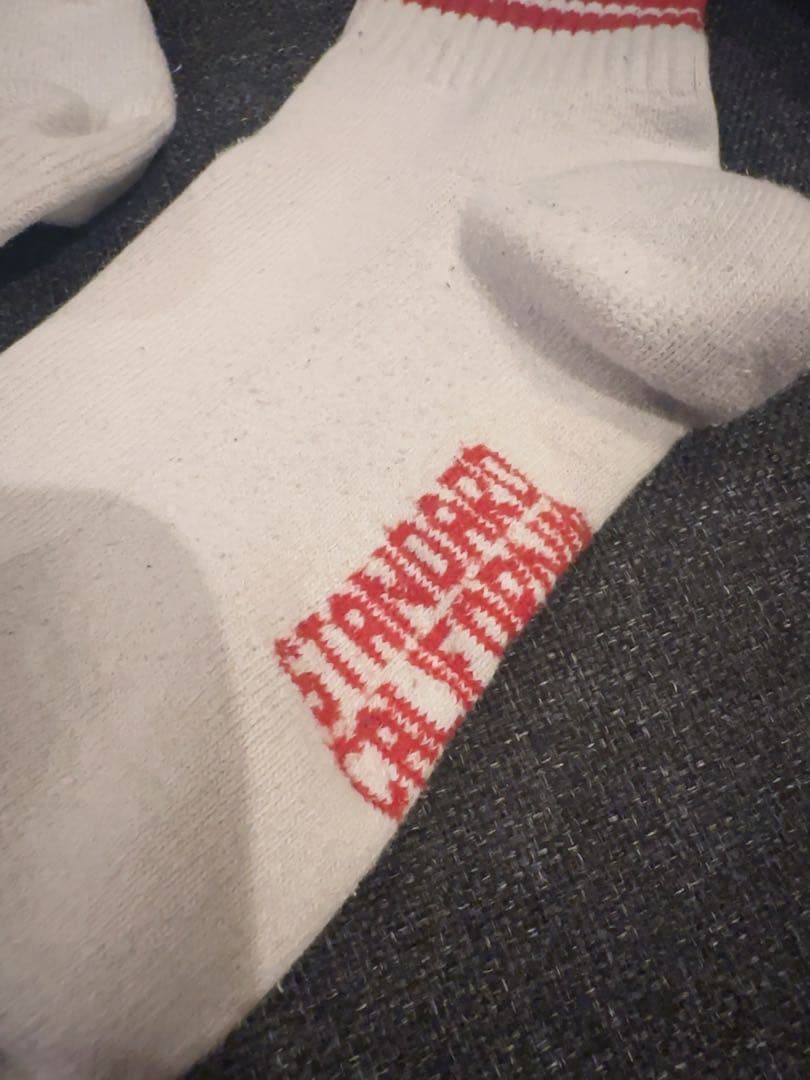 スタンダードカリフォルニア ソックス 木村拓哉氏着用 人気の黒赤2