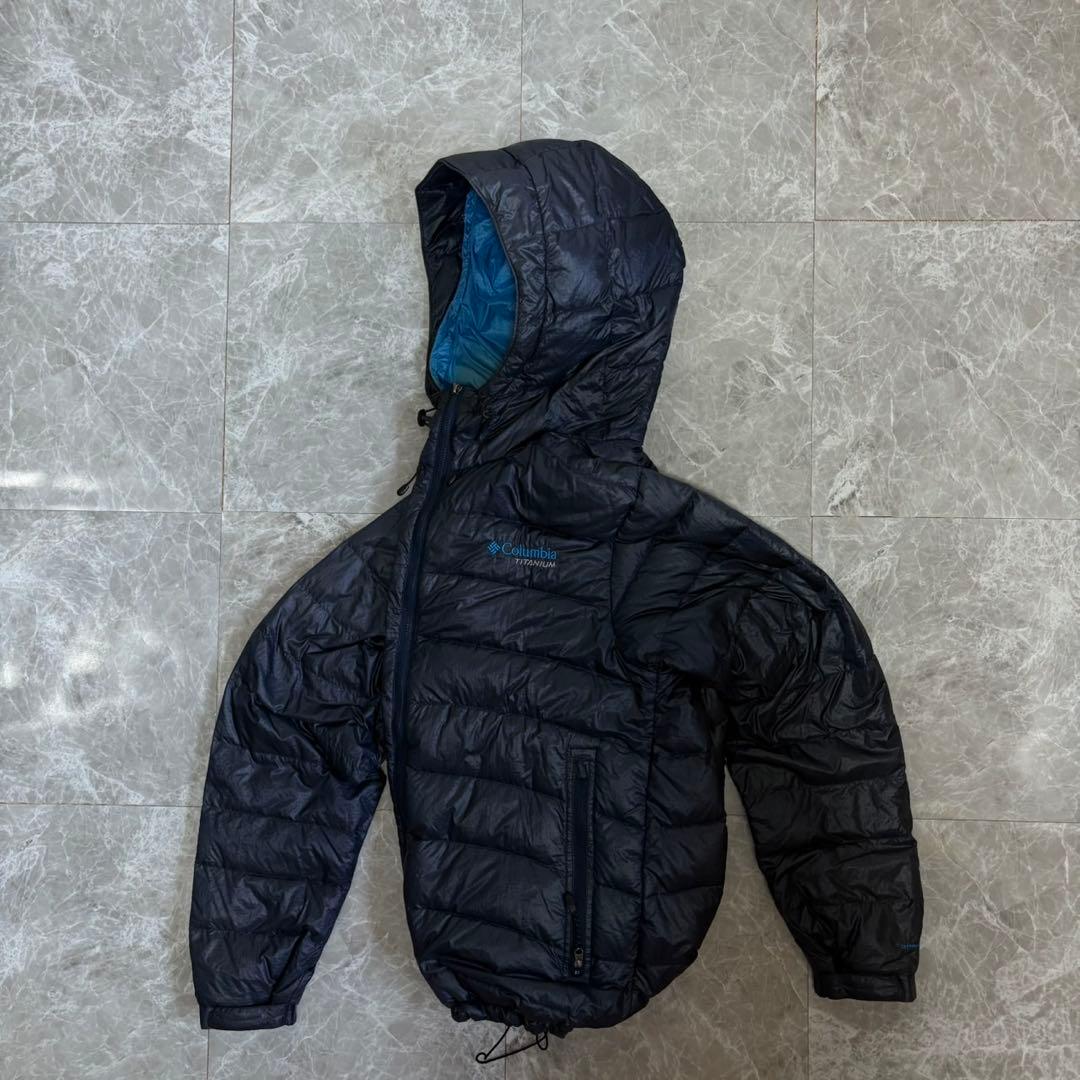 大人気❗️】テック系！columbia マウンテンパーカー ダウン ネイビー M