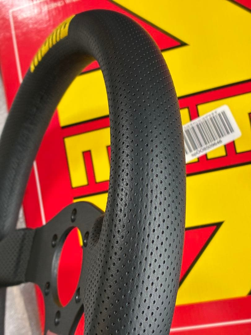 MOMO COMPETITION 32モモ コンペティション ブラックエアーレザ