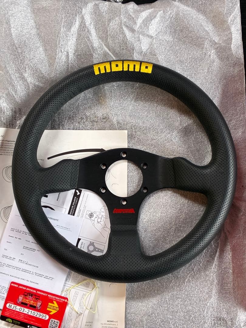 MOMO COMPETITION 32モモ コンペティション ブラックエアーレザ