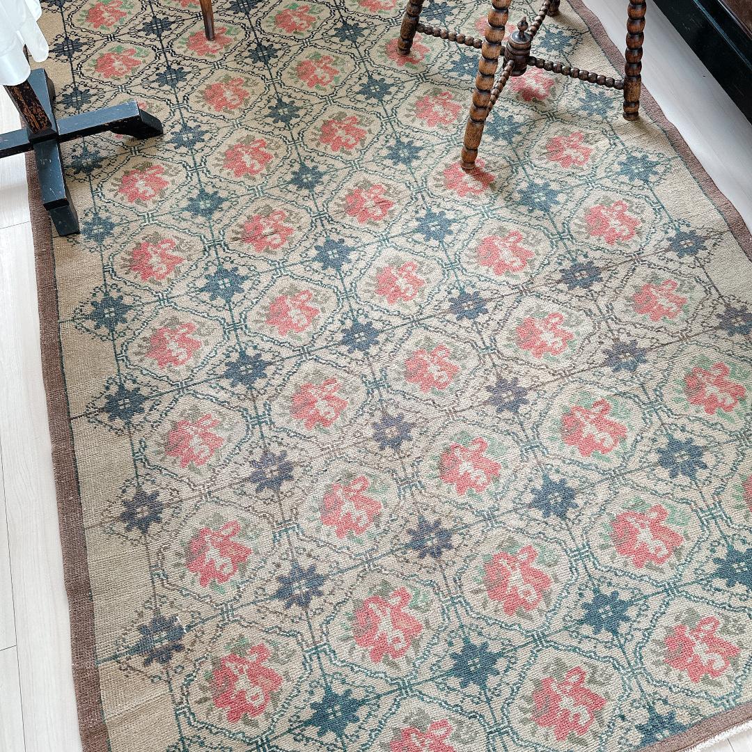 トルコ ヴィンテージラグ A137 大判 レア グレージュ モスグリーン