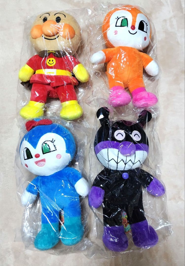 アンパンマン ぬいぐるみ セット Mサイズ おまけ付き - メルカリ
