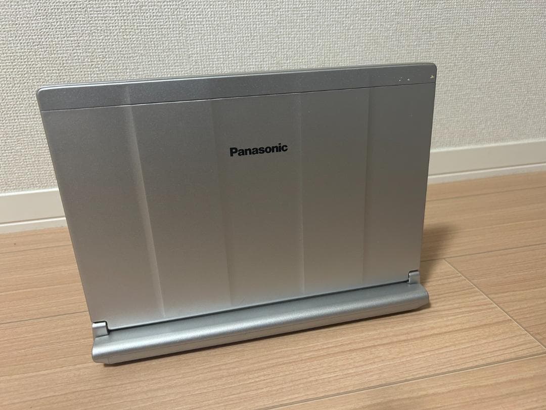 起動時間約10秒！！12.5型高性能Let's note モバイルPC