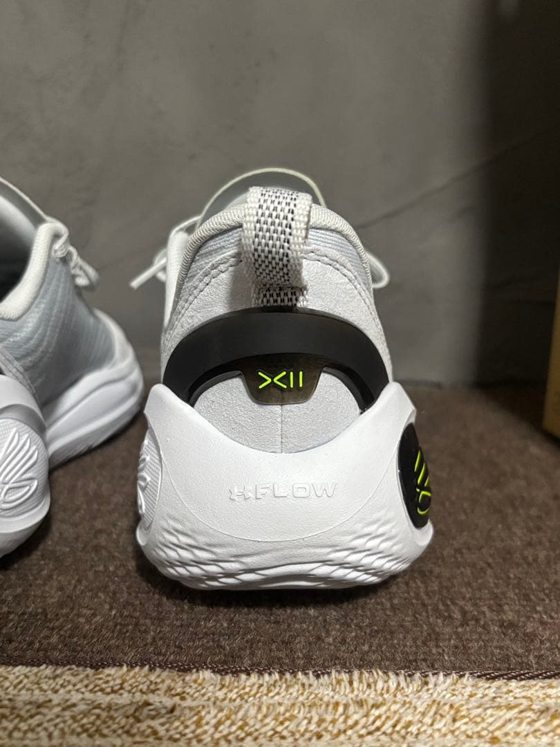 アンダーアーマー カリー curry12 グレー 26.5cm 美品