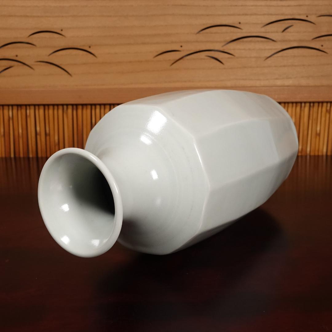 民藝派巨匠 益子焼 名工 瀧田項一 秀逸作 白磁面取瓶子