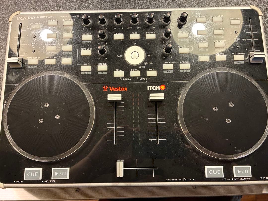 Vestax VCI-300 DJコントローラーセット ハードケース付き